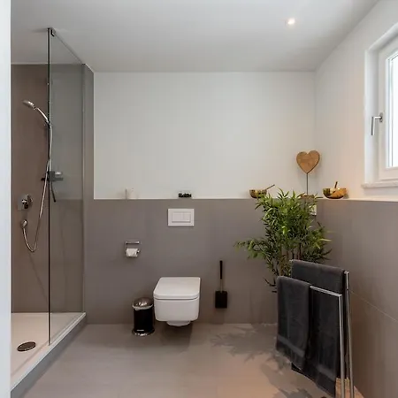 Apartman C8 In Der Altstadt Inklusive Parkplaetzen